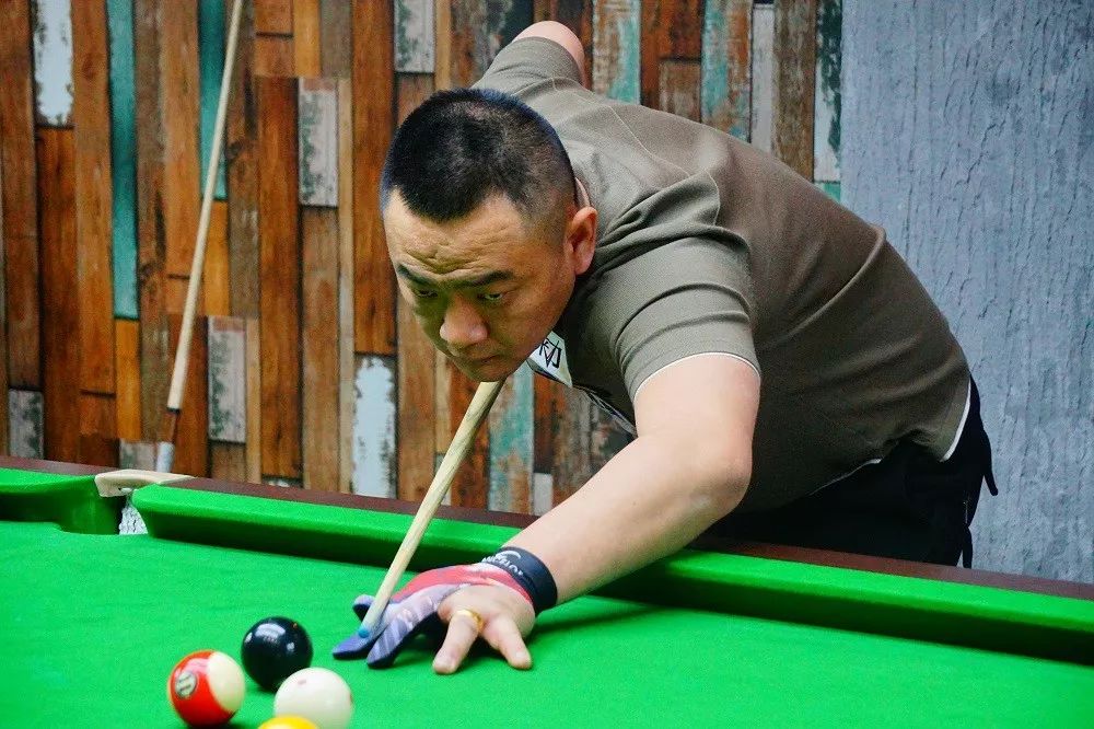 媒体视角下 媒体视角下