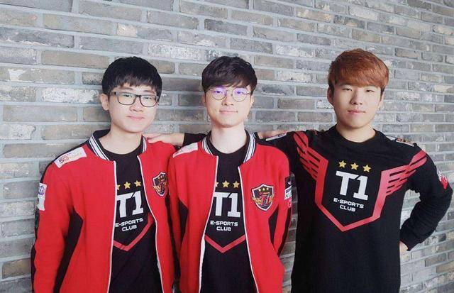 比赛中为球 比赛中为球