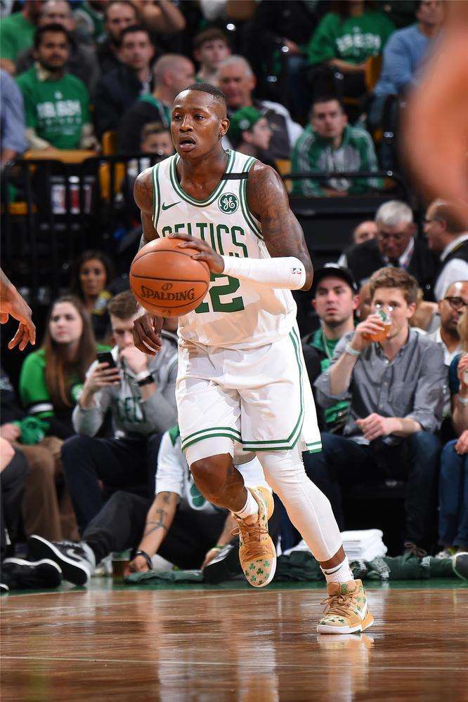 线的年轻资 线的年轻资