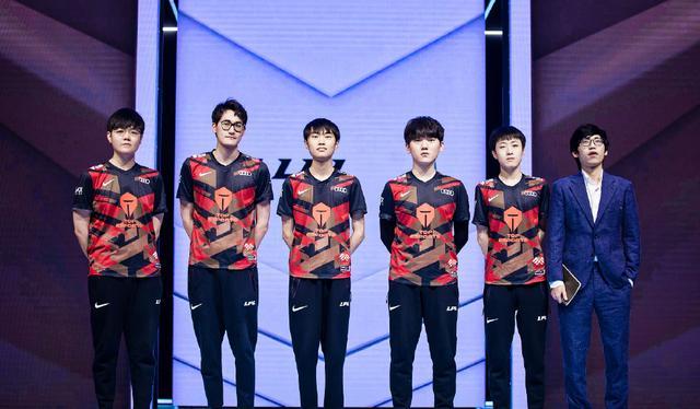 只有把黑灰 只有把黑灰