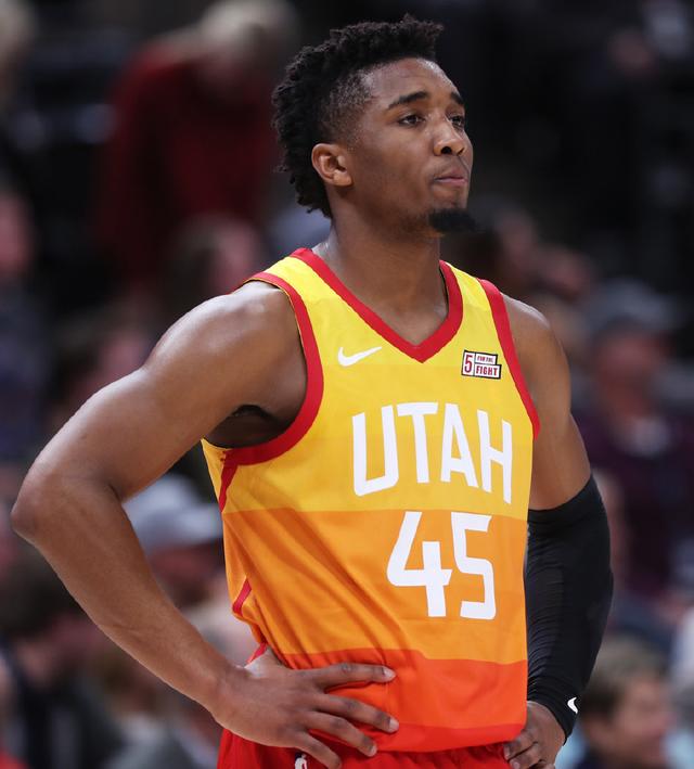 又能在反击 又能在反击